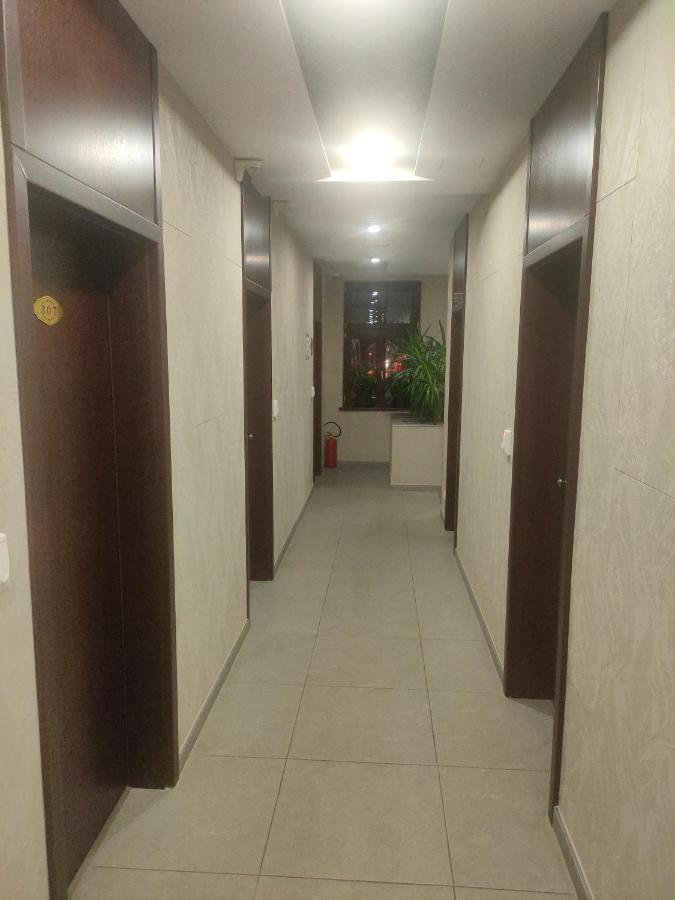 Hotel Sun-house Pension&restaurant -parkingfree- Praha